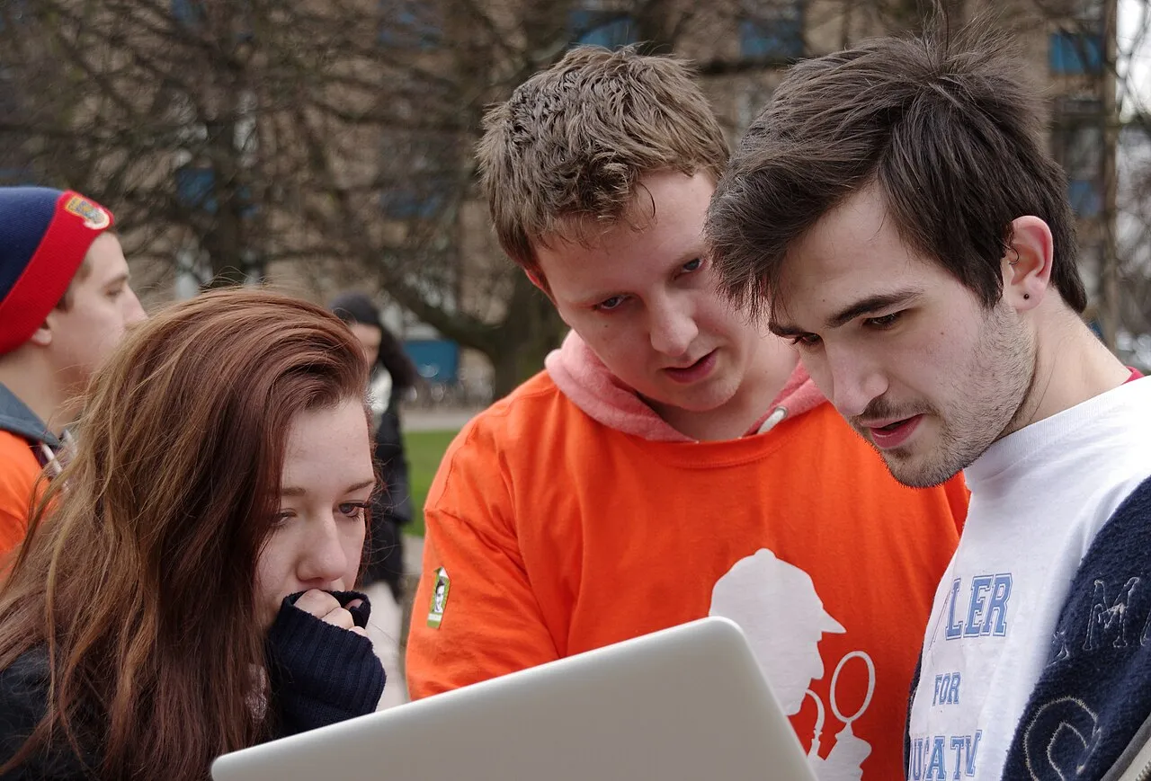 Infiintarea unei firme pentru studenti in Romania